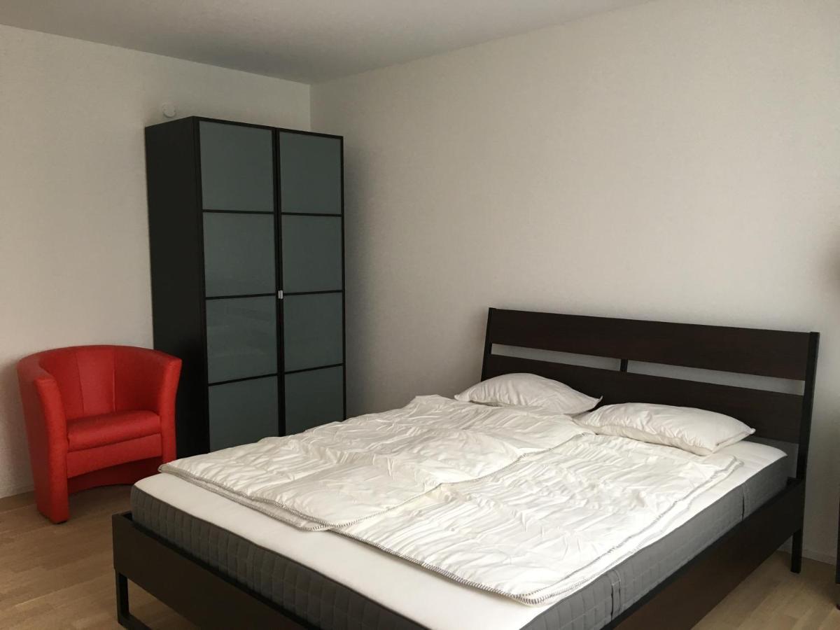 Close To Zuerich Centre And Airport Клотен Номер фото